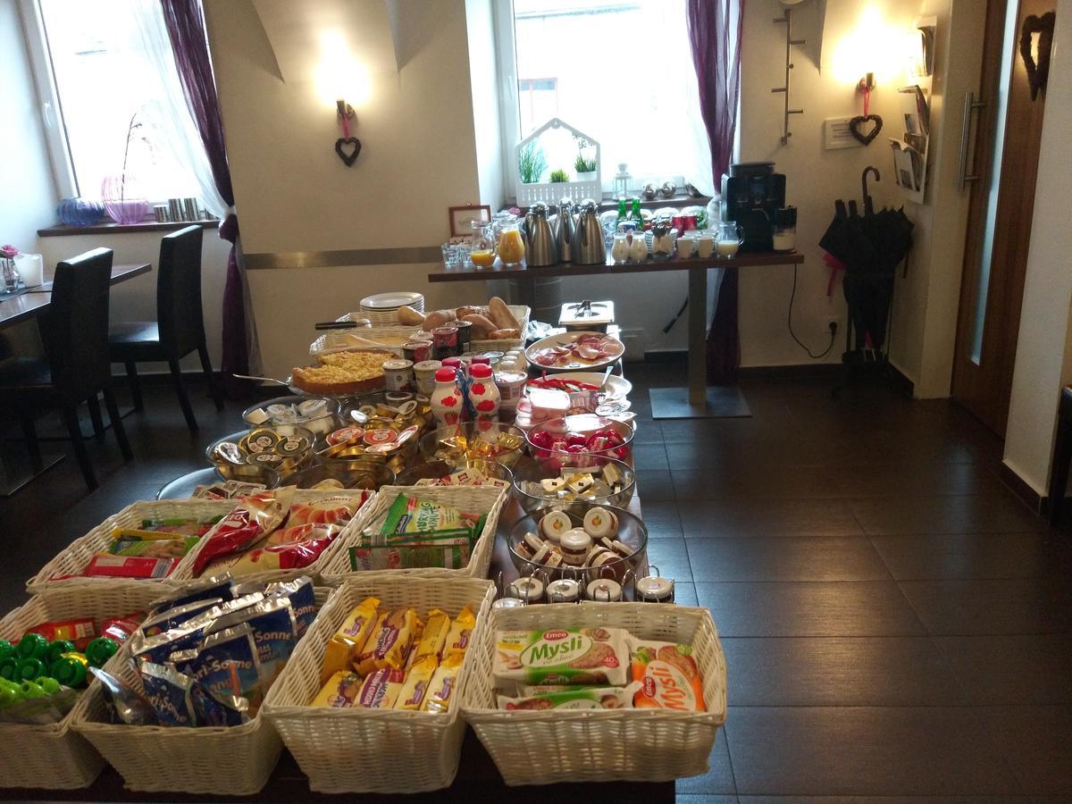 Hotel Berger Kamenice nad Lipou Esterno foto