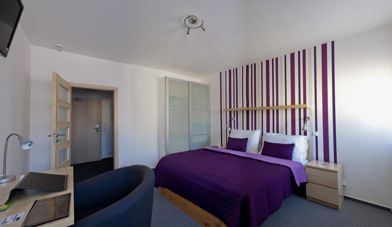 Hotel Berger Kamenice nad Lipou Esterno foto