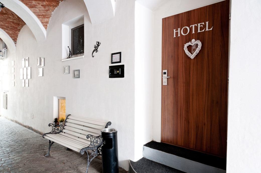 Hotel Berger Kamenice nad Lipou Esterno foto