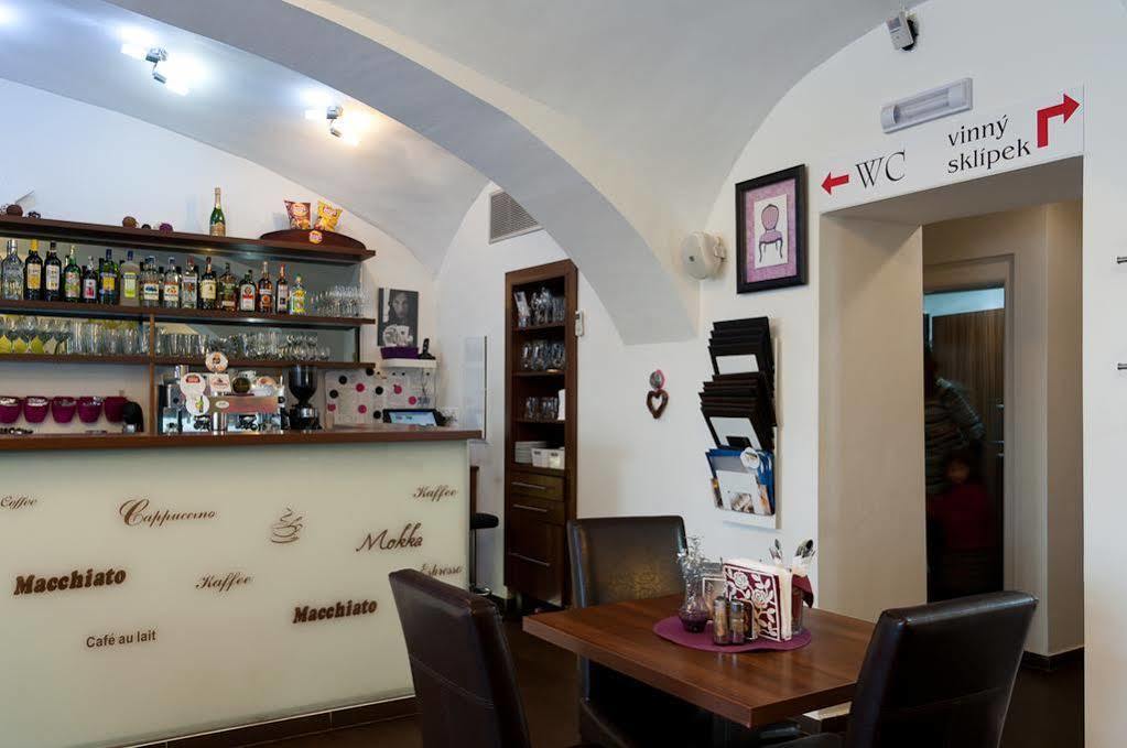 Hotel Berger Kamenice nad Lipou Esterno foto